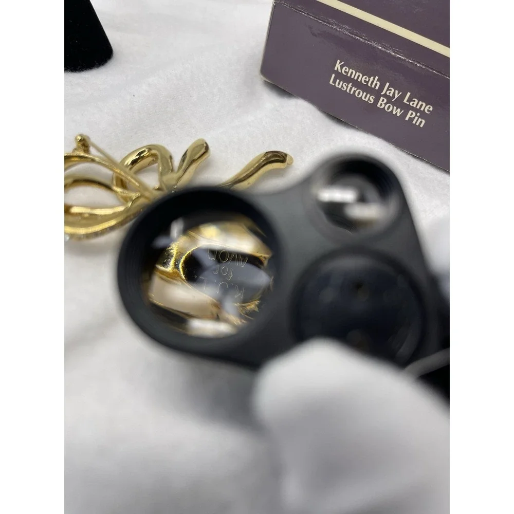 Vintage KJL For Avon Bow Pin Brooch Crystal Gold Tone Kenneth Jay Lane 2 3/4 In.